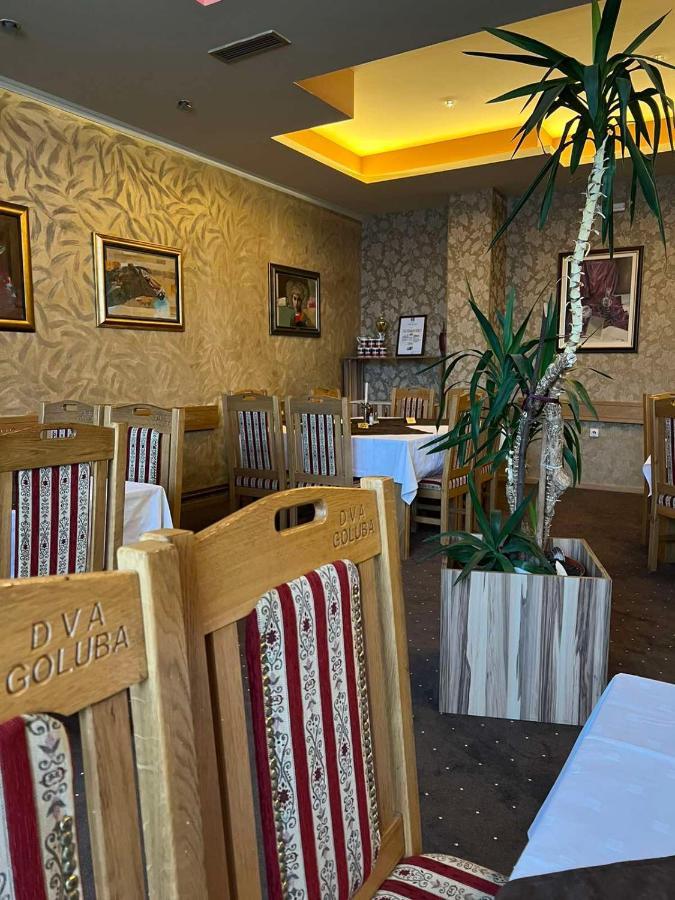 Hotel Dva Goluba Pale Extérieur photo