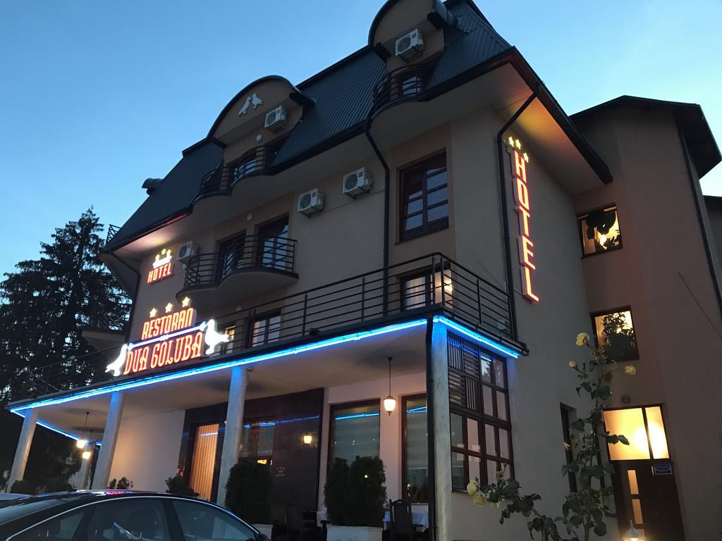 Hotel Dva Goluba Pale Extérieur photo
